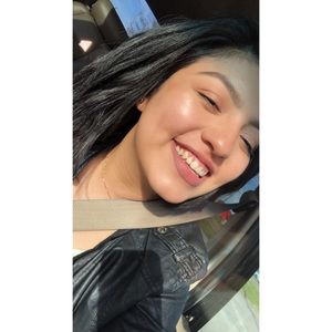 Meet your Posher, Carmen